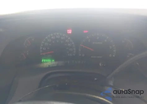 2000 Ford Expedition Xlt z USA, uszkodzony, nr VIN 1FMRU166XYLB73706